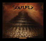 Soulfly-yhtyeen "Conquer"–albumin kansikuva, jossa näkyy yhtyeen logo yläosassa tummahkoa taustaa vasten. Kuvassa etusijalla suuri pyramidia muistuttava kivirakennelma, jossa on loputtomissa riveissä ihmisten pääkalloja.