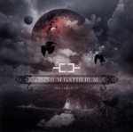 Omnium Gatherum -bändin "The Redshift" –albumin kansikuva, jossa näkyy myrskytaivasta vasten mustia lintuja liitelemässä planeettojen välissä. Bändin logo mustalla ornamenttiviivalla lokeroituna keskellä kuvaa.