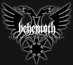 Behemoth-bändin mustavalkoinen kansikuva "At the Arena ov Aion — Live Apostasy" -kiekosta. Kuvassa mustaa taustaa vasten ääriviivat kaksipäisestä linnusta, jonka päällä Behemothin valkoinen logo ja sen alla albumin nimi sekä kuusisakarainen tähti.