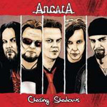 Ancaran "Chasing Shadows" -albumin etukannessa näkyy kaikkien yhtyeen viiden jäsenen kasvot kapeissa kuvasuikaleissa, jotka ovat verenpunaista taustaa vasten. Kuvan yläosassa valkoisella värillä lukee Ancaran nimi ja alaosassa kaunokirjoituksella ja valko