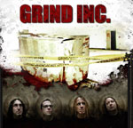 Grind Inc.:in albumin "Lynch And Dissect" etukannessa näkyy yläosassa valokuva jonkinlaisesta muovikääreesen paketoidusta asiasta. Kuvan yläosassa verenpunaisella värillä yhtyeen nimi ja alaosassa sen jäsenet kasvokuvissa harmaata taustaa vasten. Kuvan ke