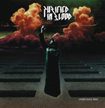 Purified In Bloodin "Under Black Skies" -albumin etukannessa näkyy mustakaapuinen hahmo ojentamassa kättään myrkkypilveä kohti taivaalla. Kuvan yläosassa valkoisella bändin logo ja oikeassa alakulmassa pienellä fonttikoolla albumin nimi.