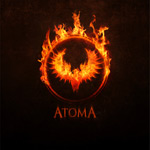 Atoman logo tummanruskeaa taustaa vasten kellertävällä, liekehtivällä tavalla tyyliteltynä.