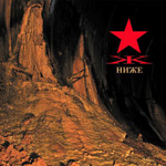 KYPCK-bändin logo punaisen tähden alla kuvan oikeassa yläkulmassa. KUvassa näkyy maalaus tai valokuva jonkinlaisesat ruskeasta luolastosta, joka on ruskea vasemmalta osalta ja musta oikeasta laidasta.