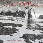 "Halo of Blood" -albumin etukannessa piirros viikatemiehestä seisomassa lumisenlla pellolla tai jäätyneen järven kannella. Kuvan yläosassa punaisella värillä Children Of Bodom -logo.