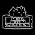 Musta tausta, jota vasten valkoisin ääriviivoin kirjoitettu Metal Asylum Promotions.