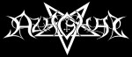 Mustavalkoinen Azaghal-orkesterin logo valkoisella värillä taiteiltuna. Logon keskellä ylösalaisin käännetty pentagrammi. Kirjaimet on hyvin koristeellisia ja yksityiskohtia täynnä.
